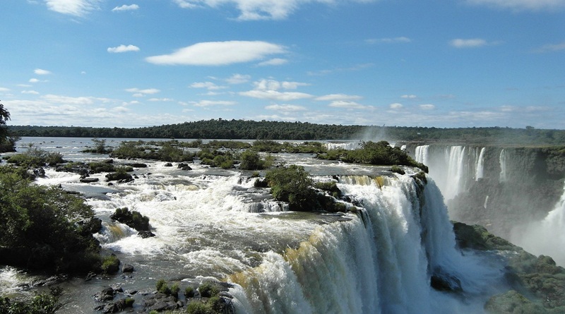 conheça Foz do Iguaçu e conheça as cataratas